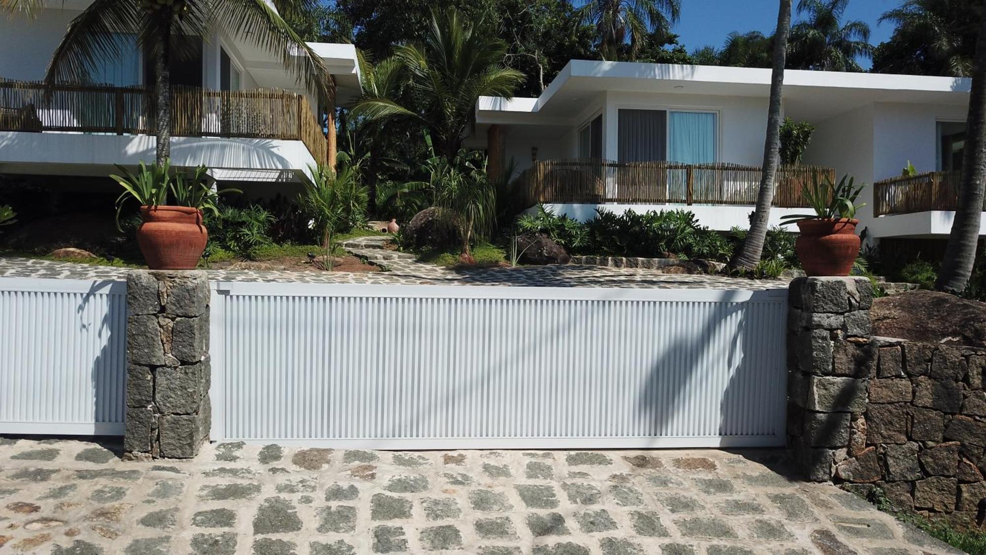 Kosere Exclusive Suites Ilhabela Eksteriør billede